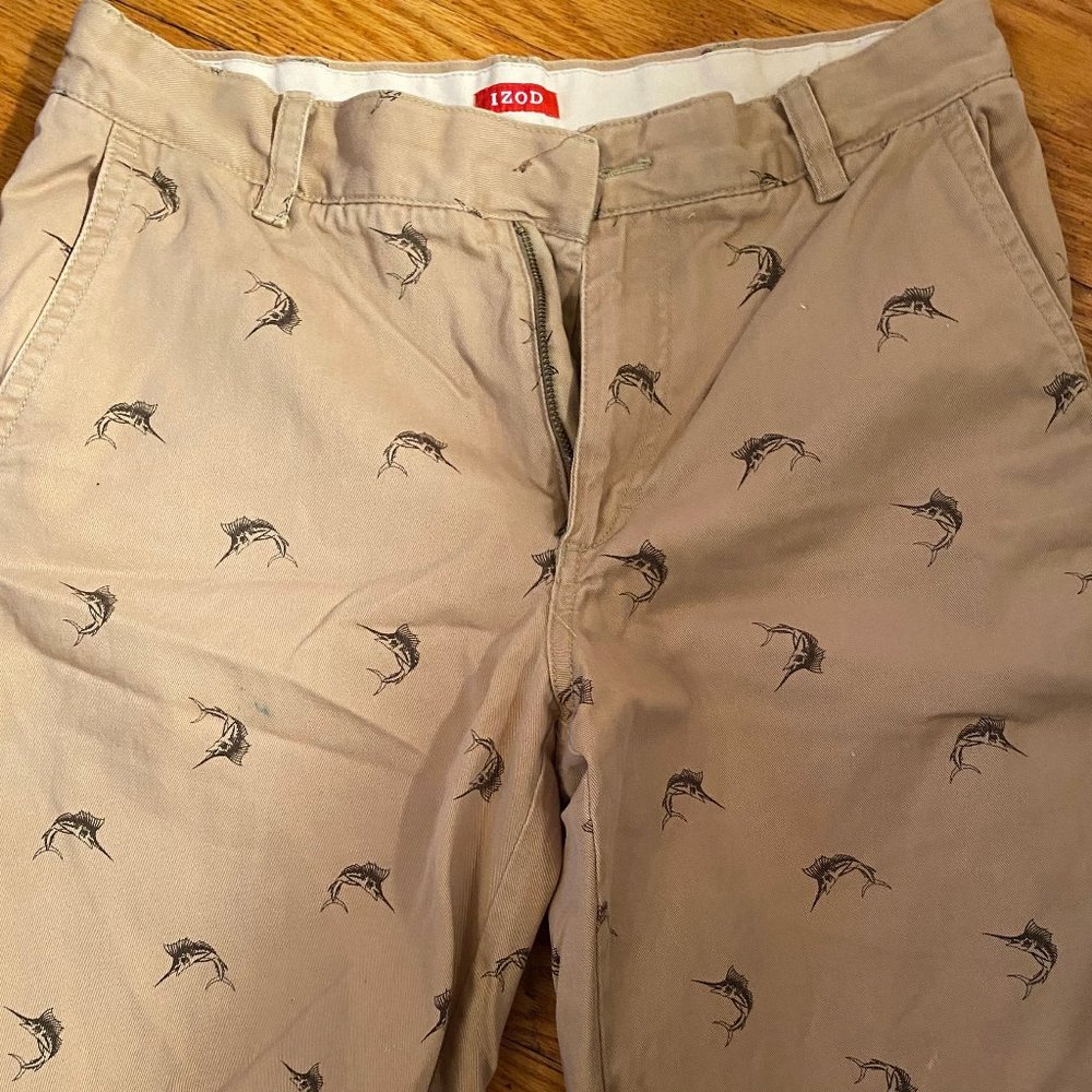 Mens' Izod Khaki Shorts Size 32